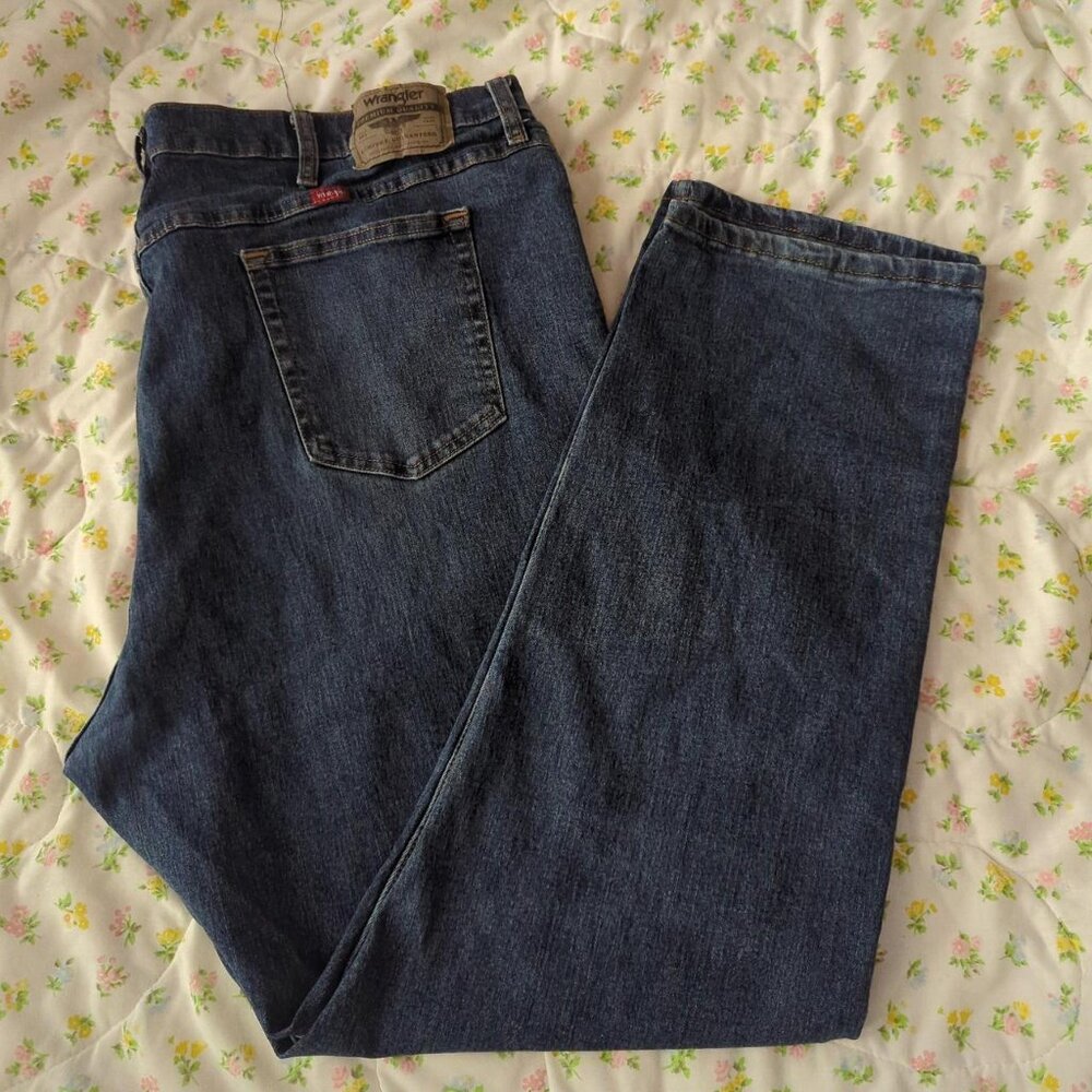 Men's wrangler blue jeans